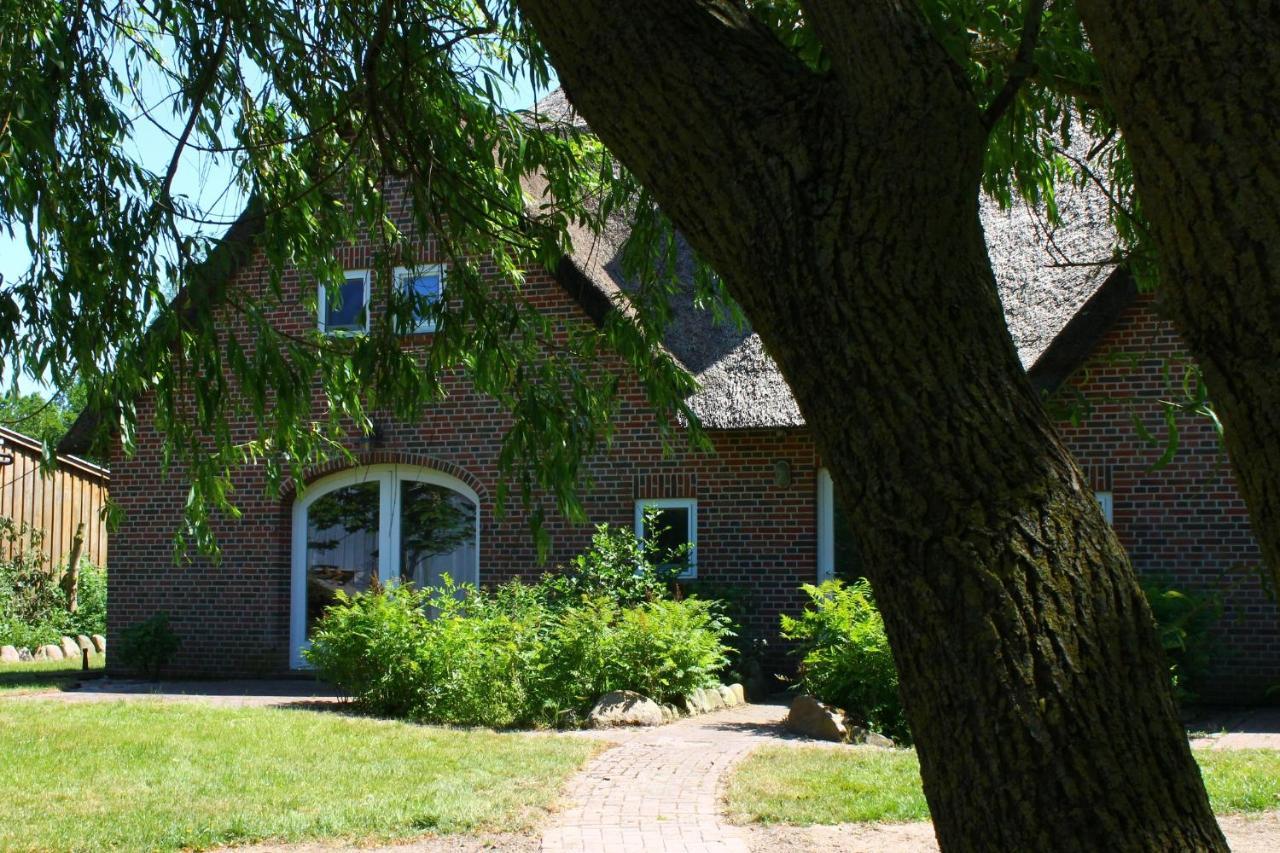 Ferienwohnung 1 Im Boehler Haubarg Sankt Peter-Ording Exterior photo